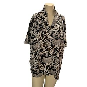 Elegant Black and White Women's Blouse
